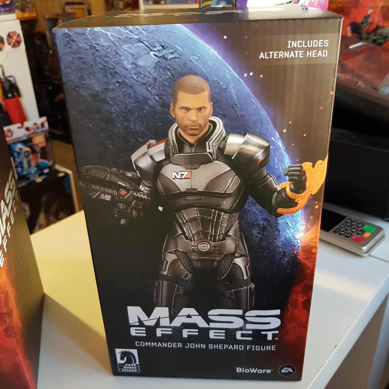 MASS EFFECT STATUE PVC JOHN SHEPARD 23 cm DARK HORSE